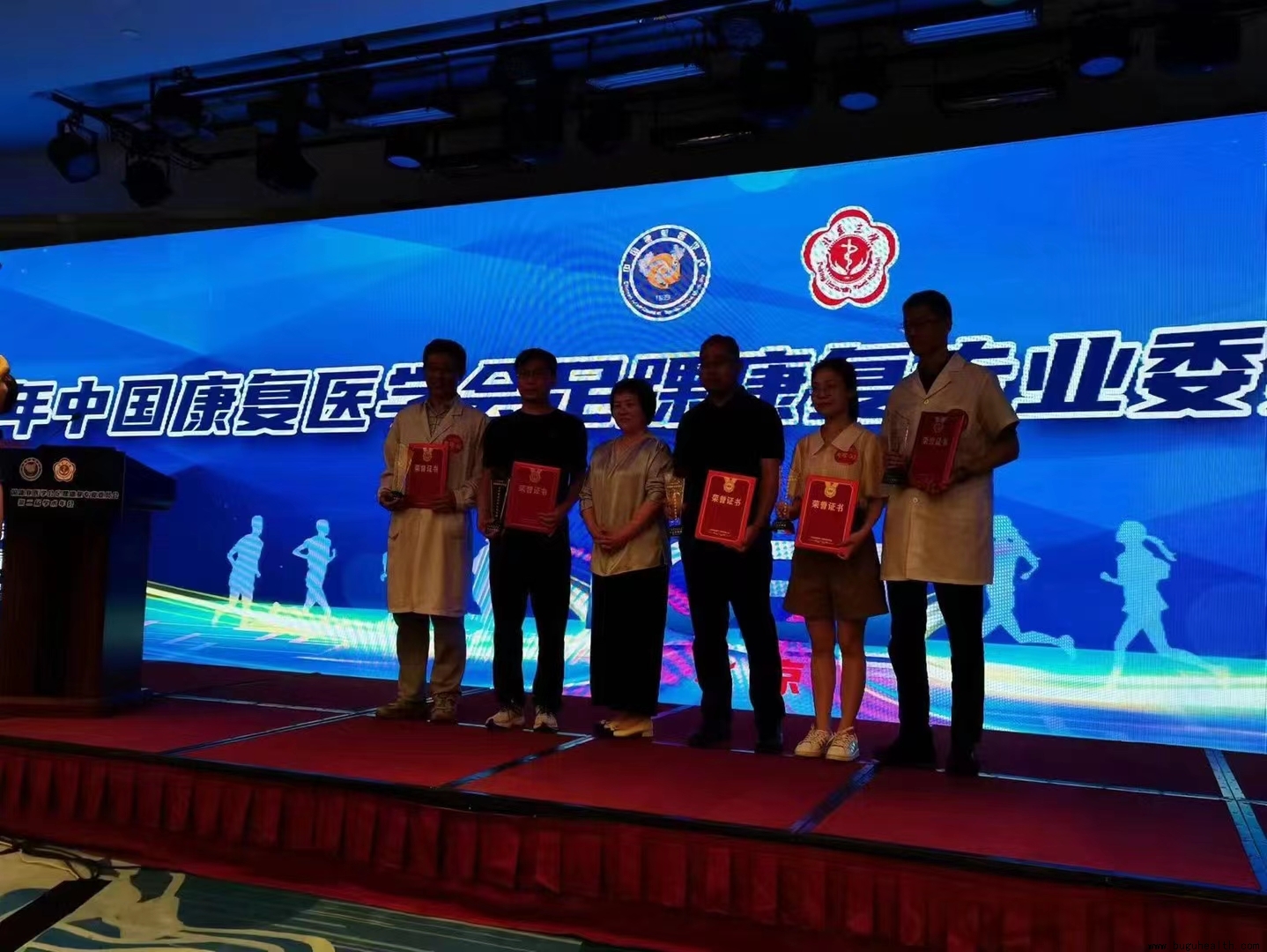 ���ǿ�����������